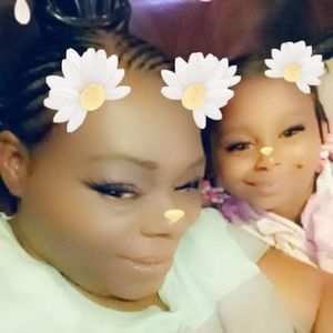 Meet your Posher, Yvonne